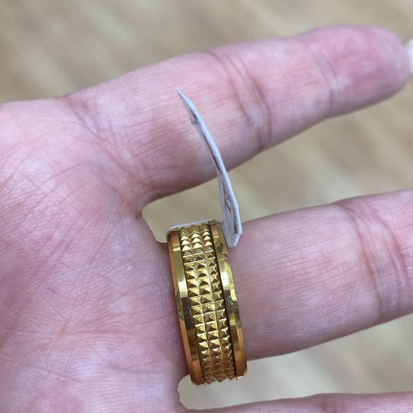 8mm Men Women Tungsten Ring Yellow Gold plated Jagged center - Picture 4 of 7